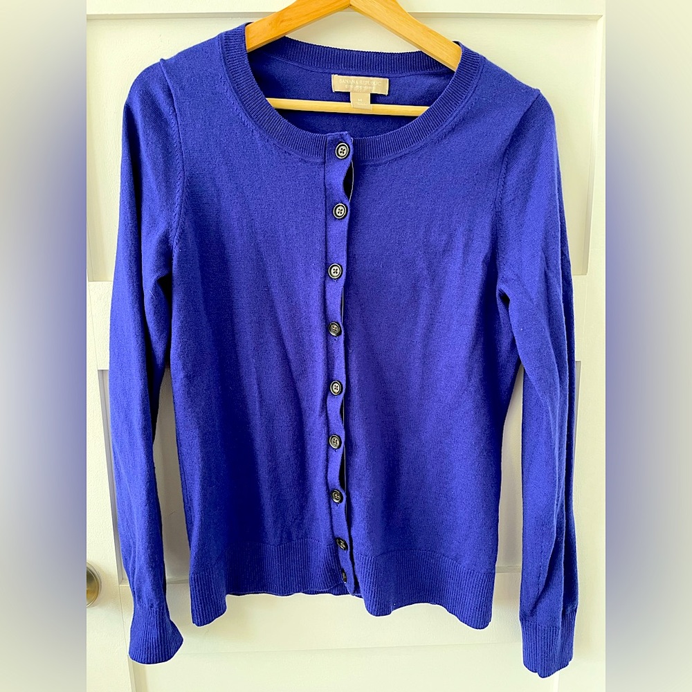 Banana Republic Extra fine merino wool cardigan sweater